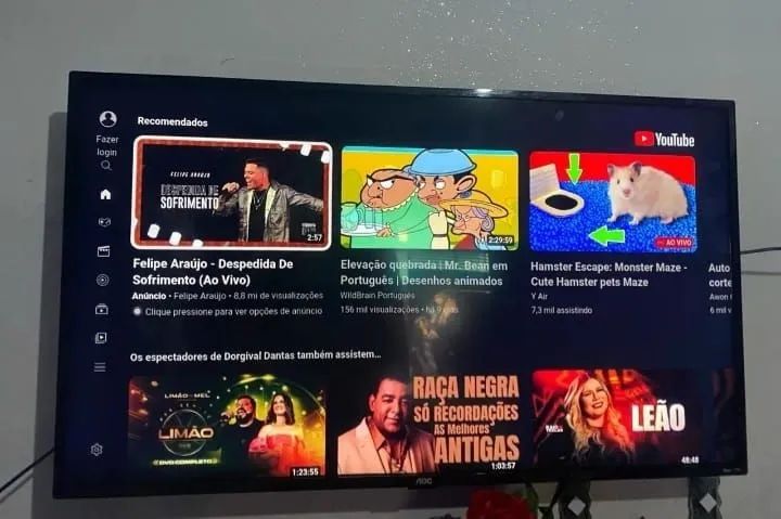  TV SMART AOC  32 POLEGADAS