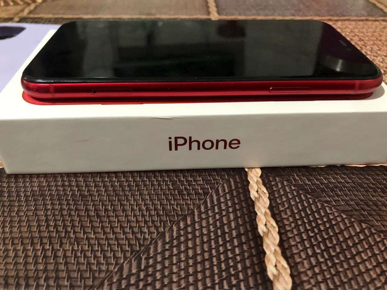 iPhone 11 red 64gb - Celulares e Smartphones - Itaipu, Niterói