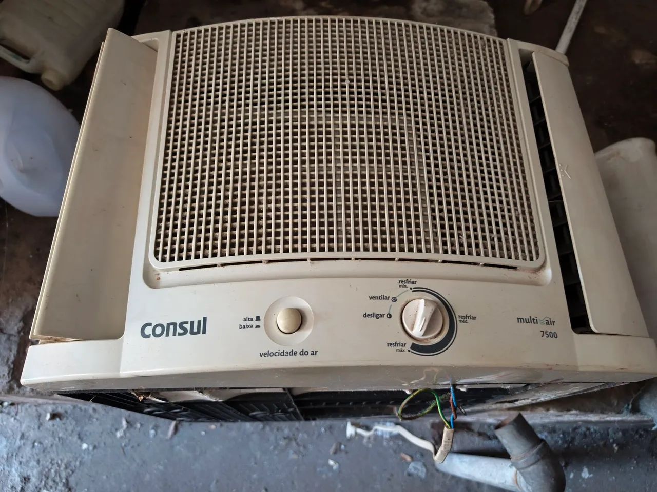 Ar condicionado de janela 7500 BTUs 