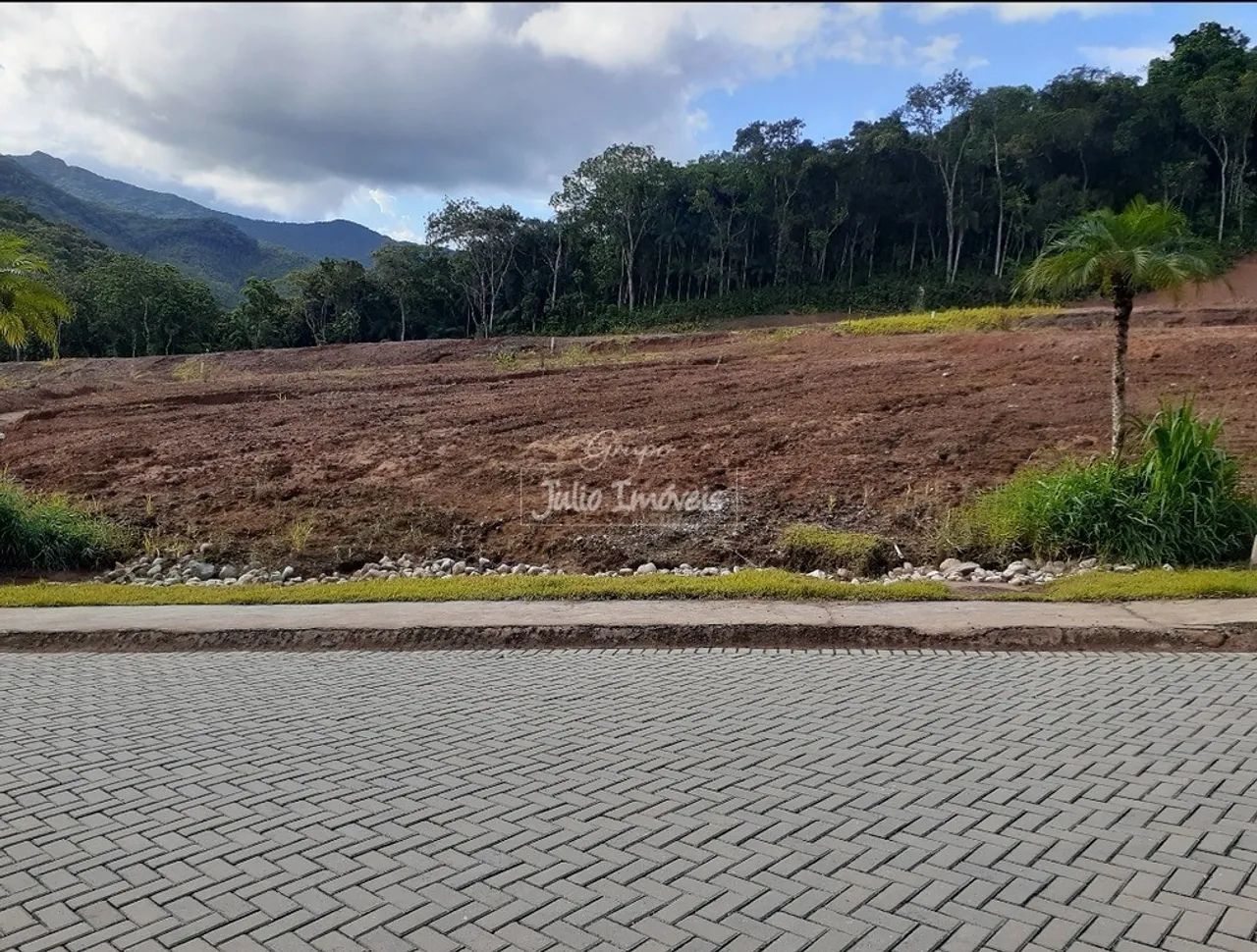 TERRENO NO RECANTO DO SOL BATEAS EM BRUSQUE