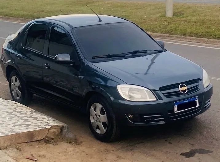 Vendo Prisma LT 1.4 2012 - Foto 2
