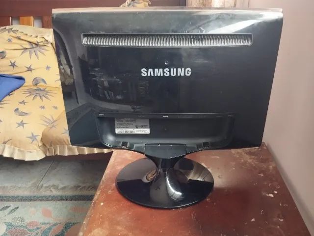 MONITOR / TV 22 POLEGADAS SAMSUNG PARA CONSOLES / PC / TV - Foto 3