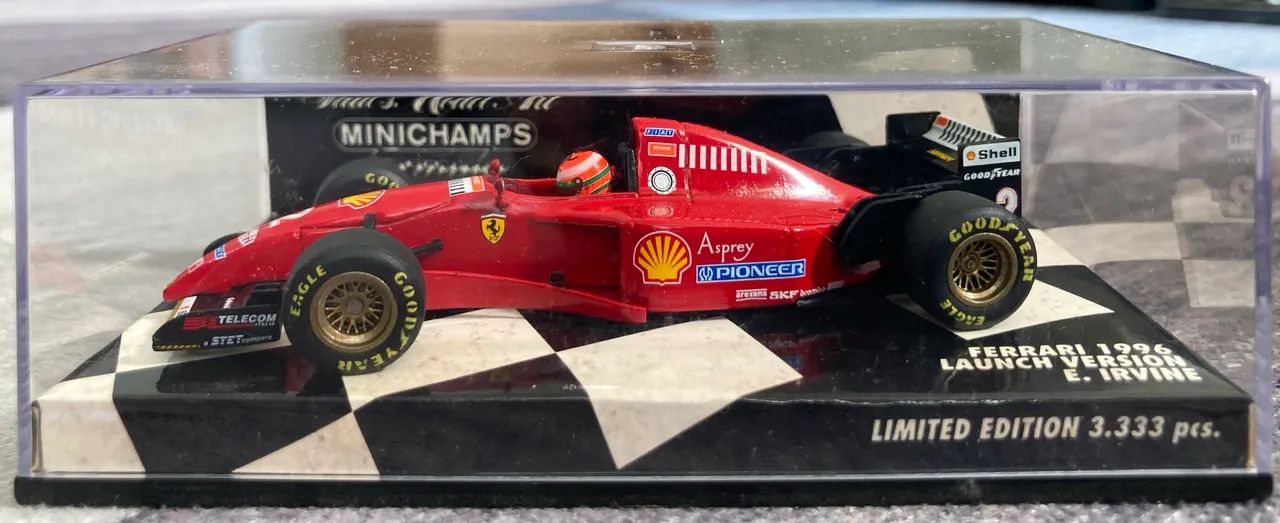 Ferrari Minichamps 1:43 E. Irvine 1996 - Edição Limitada - Foto 2