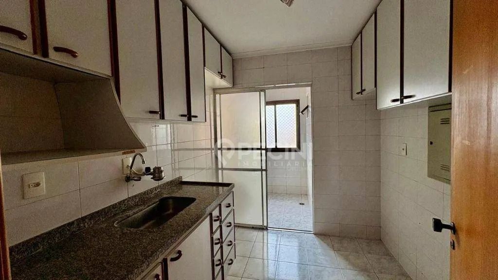 Apartamento com 2 quartos para venda no Edifício Viena em Rio Claro/SP - Foto 4