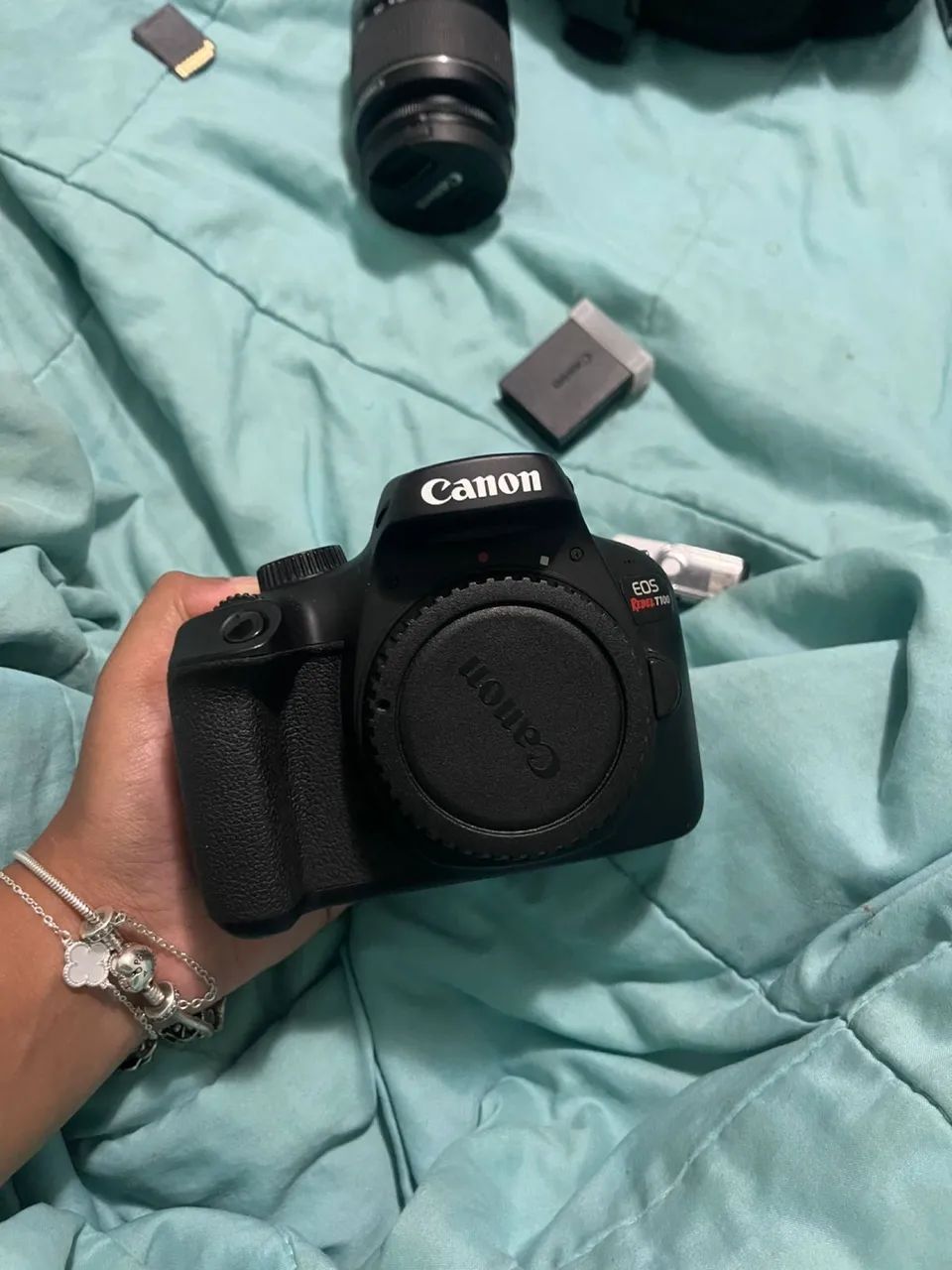 Câmera Cânon EOS Rebel T100 - Kit completo + Acessórios Originais65606299889026121