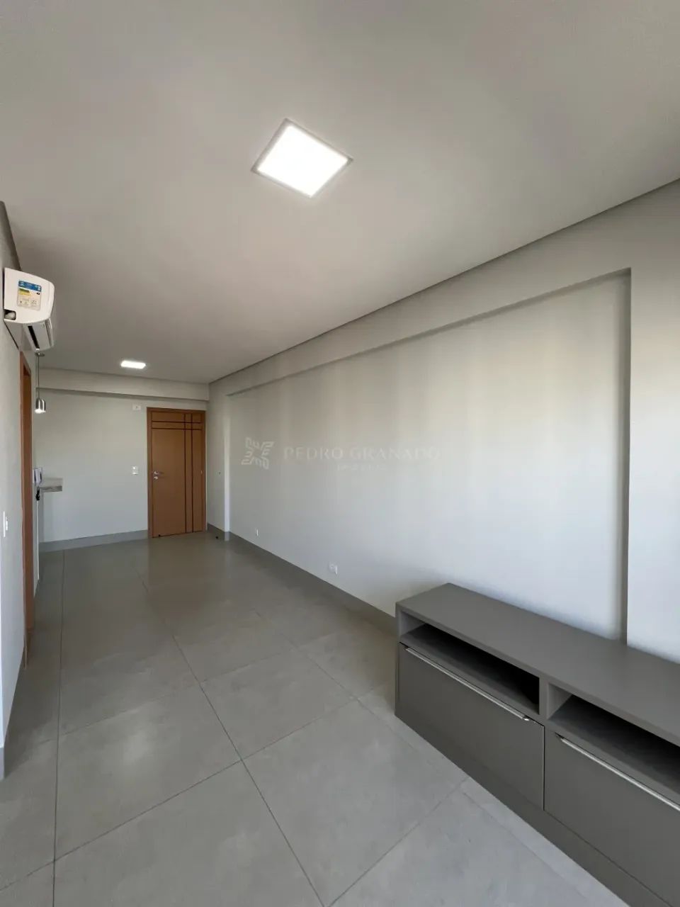 Apartamento Semimobiliado - Novo Centro - Foto 2