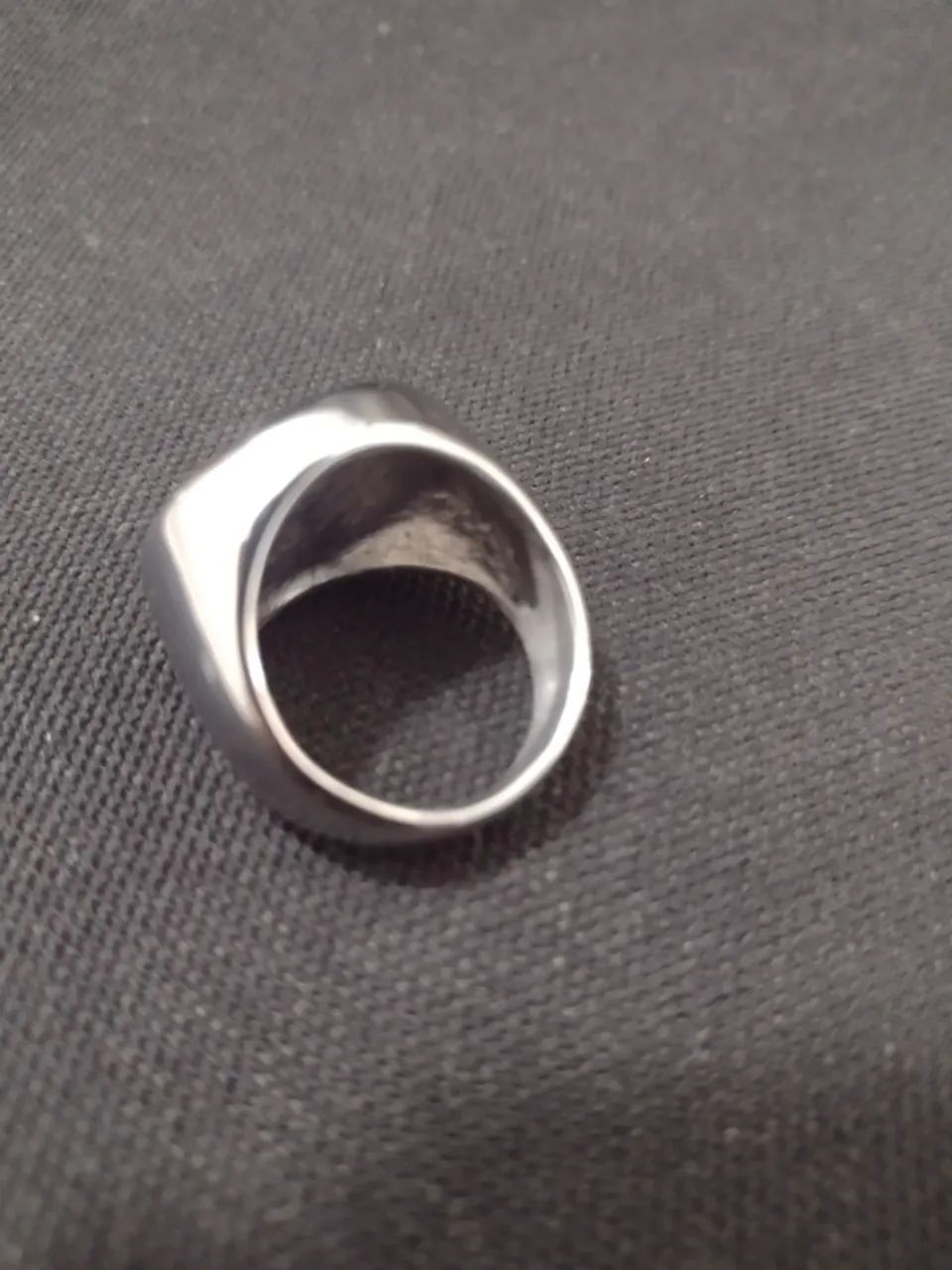 Anel Exu, tamanho BR 25. Aço Inox