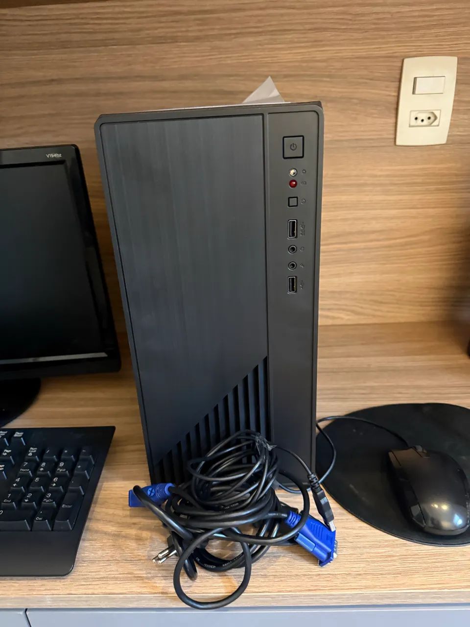 4 QUATRO COMPUTADORES COMPLETOS SEM SSD DESCRIÇÃO COMPLETA ABAIXO