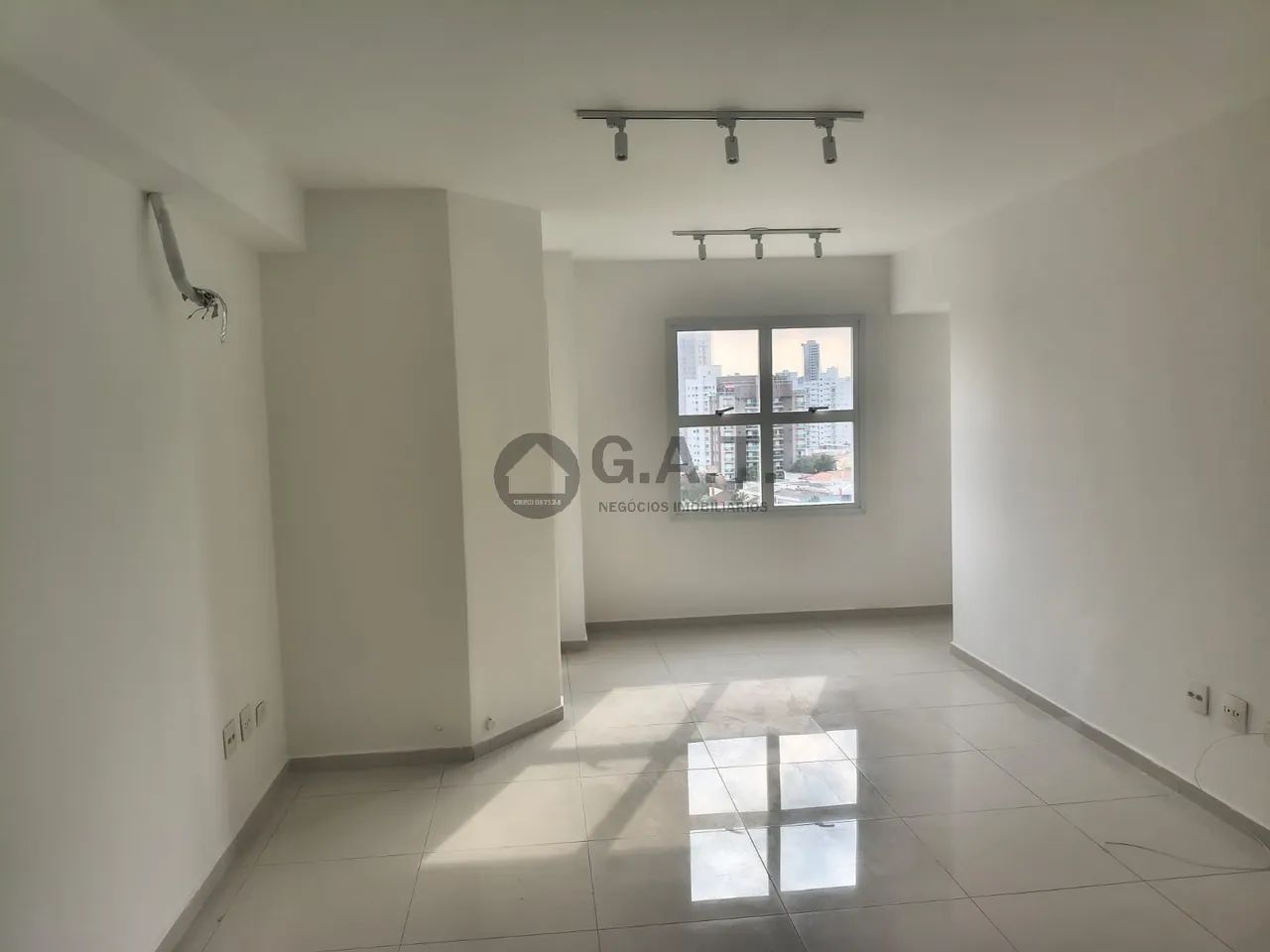 Sala comercial de 49 m² com banheiro e vaga de garagem no Jardim Vergueiro, Sorocaba-SP: o - Foto 4