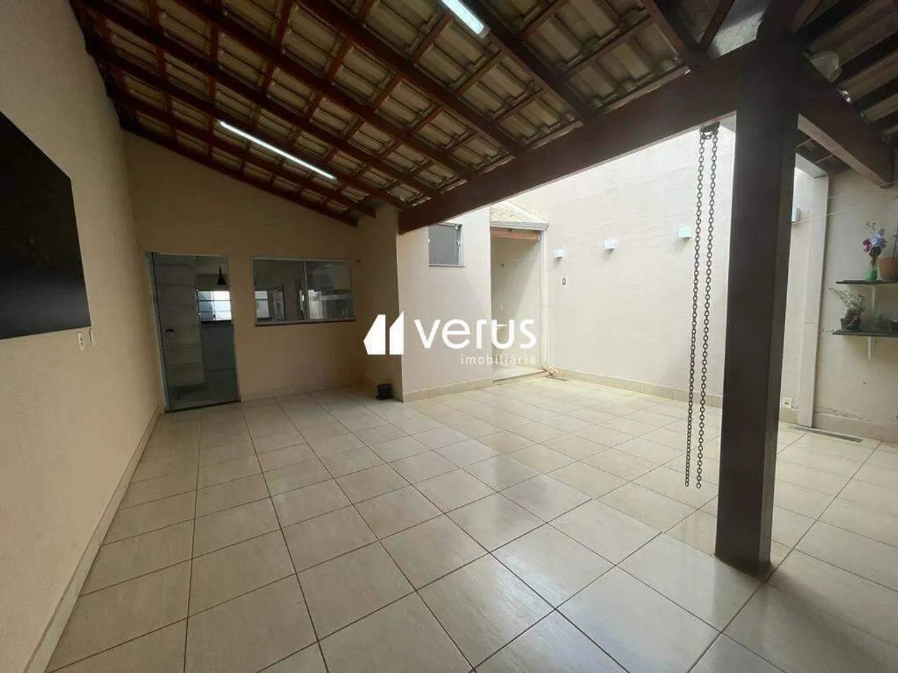 EXCELENTE CASA NO NOVO MUNDO - Foto 2