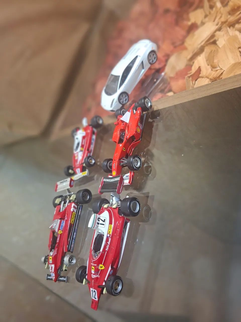 Carrinho Ferrari miniaturas escala 1;43 ( restaurar) - Foto 3