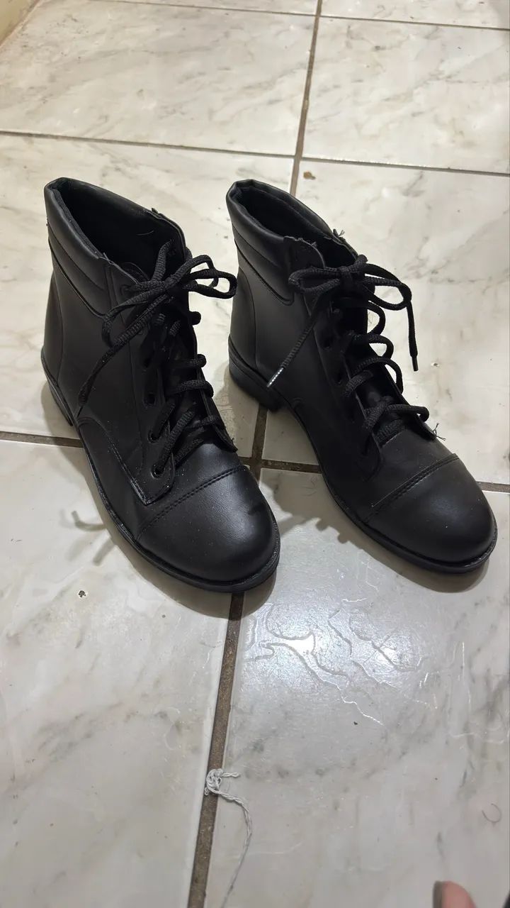 Botas - Foto 2