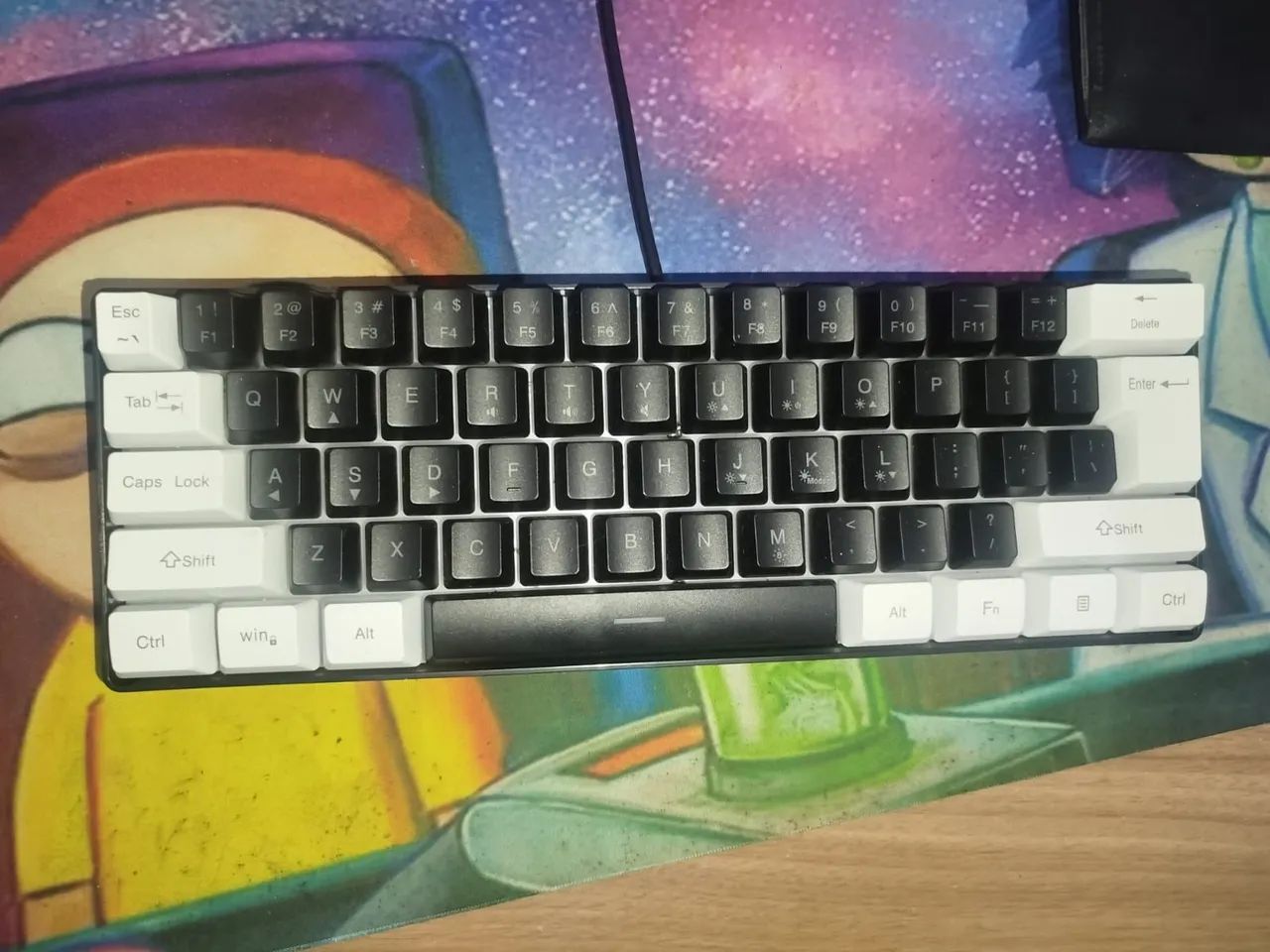 VENDO TECLADO 60% NOVO - Foto 2