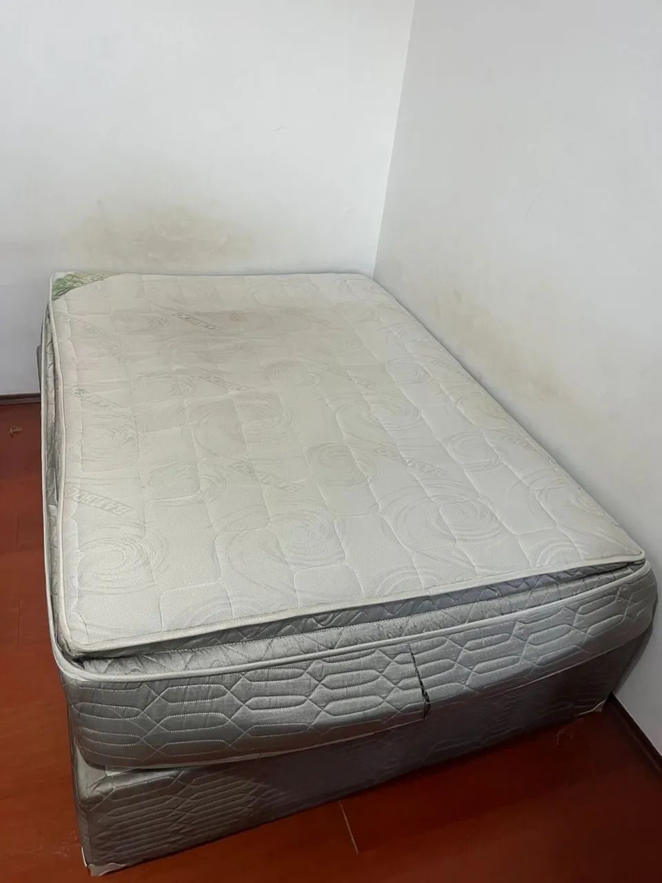 Cama de casal com colchão  - Foto 5