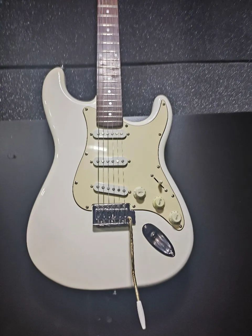 Guitarra cruiser by crafter