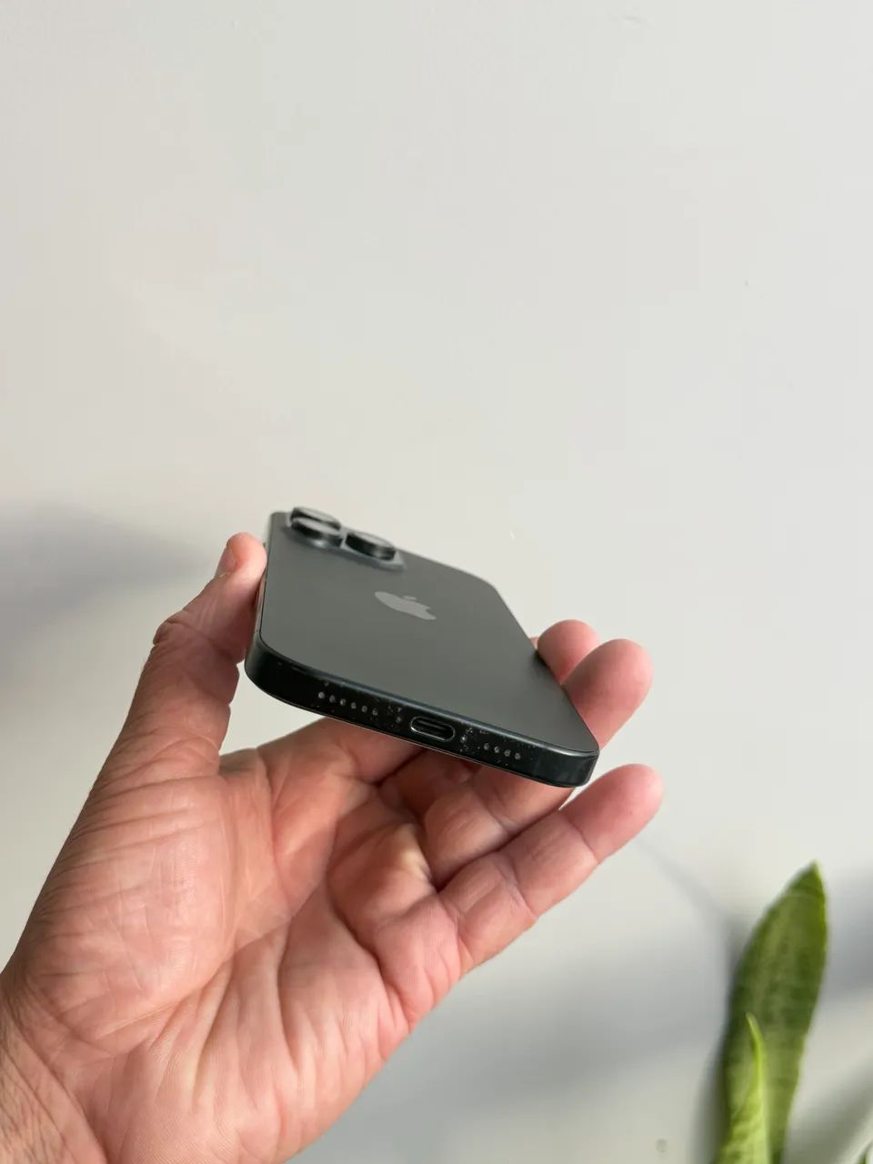 iPhone 16 pro Max 256gb ler anúncio  - Foto 4