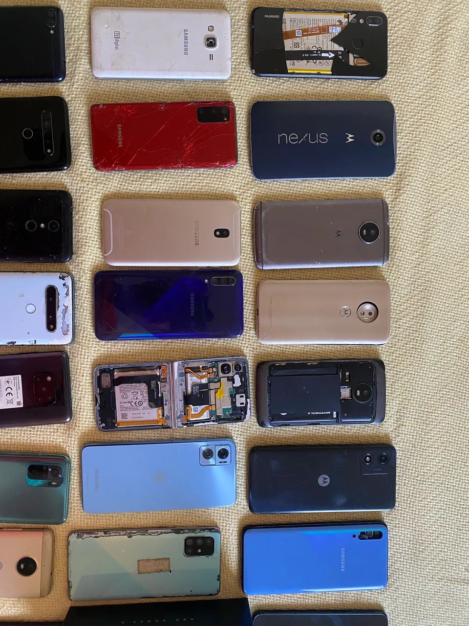 Lote de celulares para conserto ou peças  - Foto 3