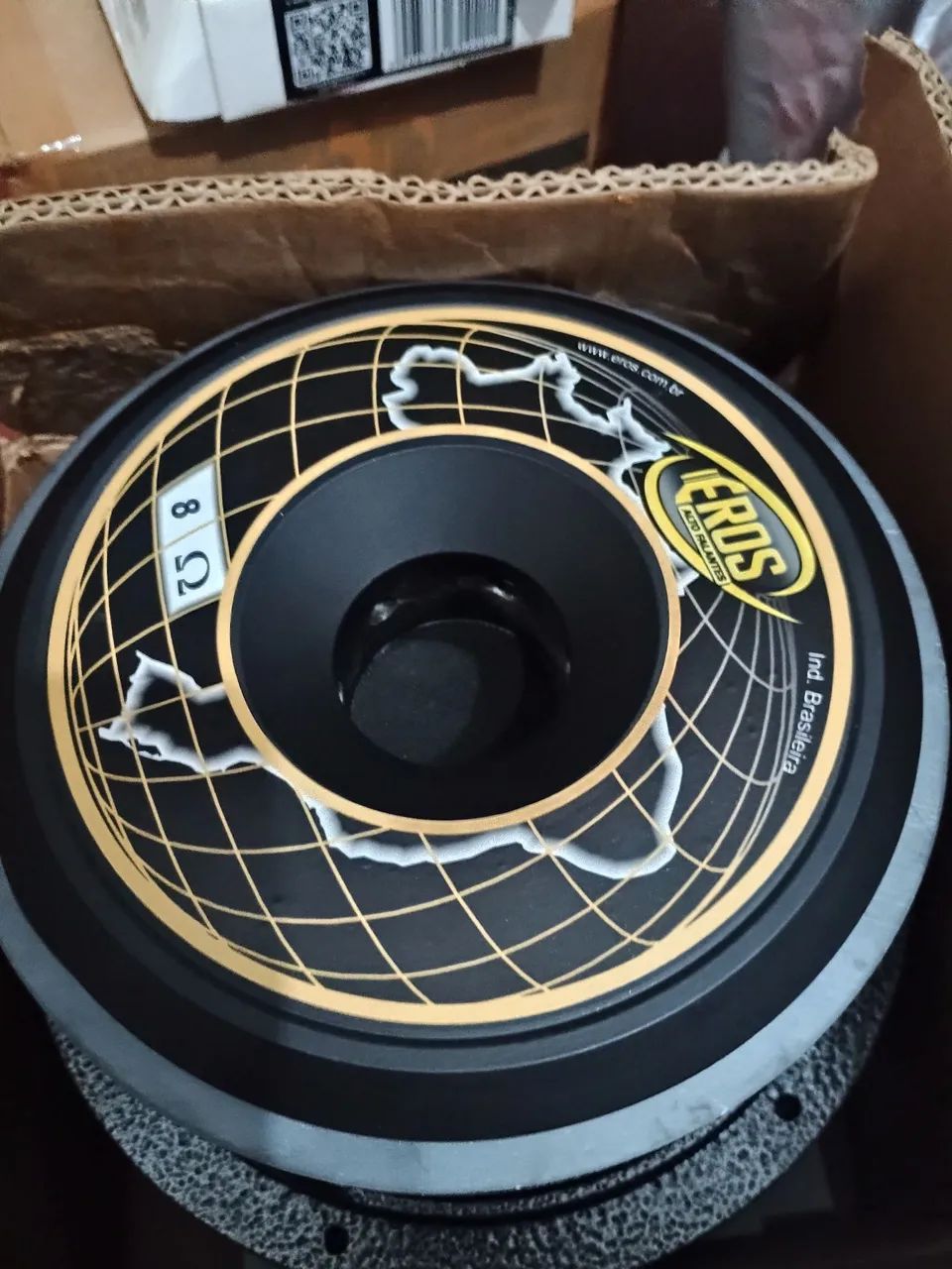 Auto falante woofer Eros 8 polegadas 350 rms tenho duas unidades zeros na caixa - Foto 4