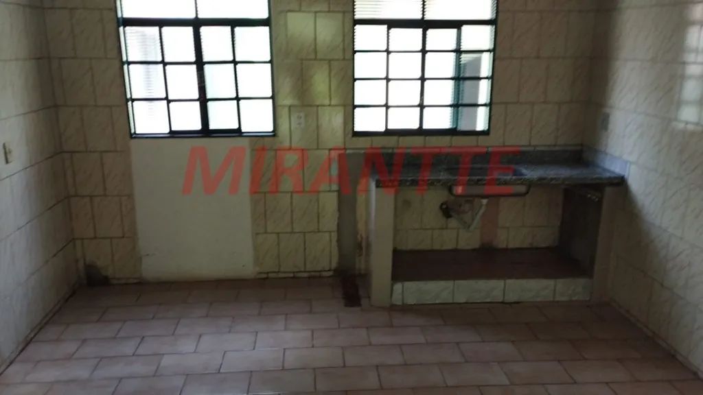 Casa terrea de 250m² com 2 quartos em Centro - Foto 4