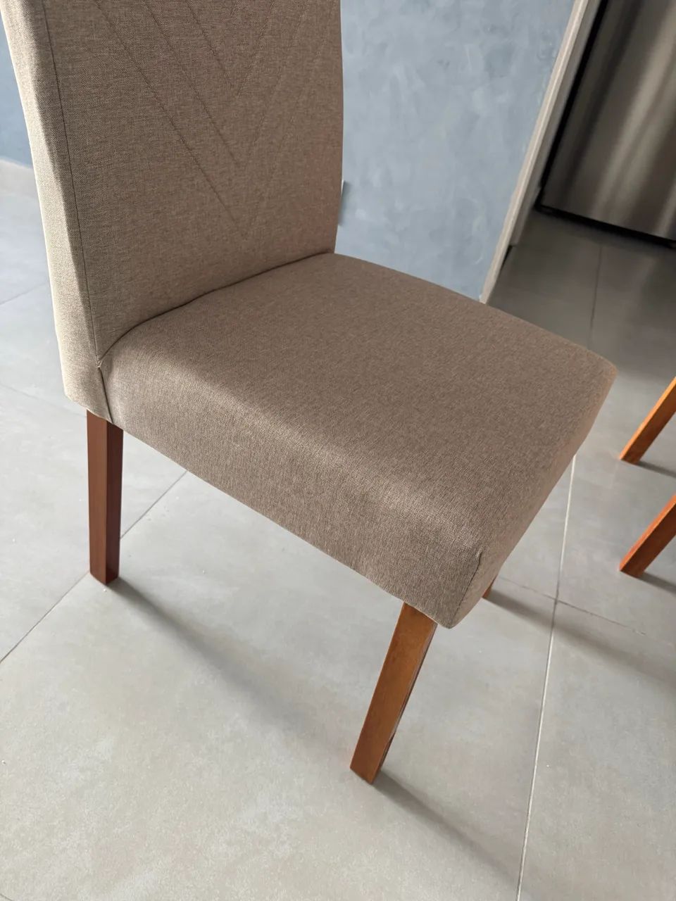 Mesa de Jantar 90x90 cm com 4 Cadeiras - Novíssima! - Foto 2