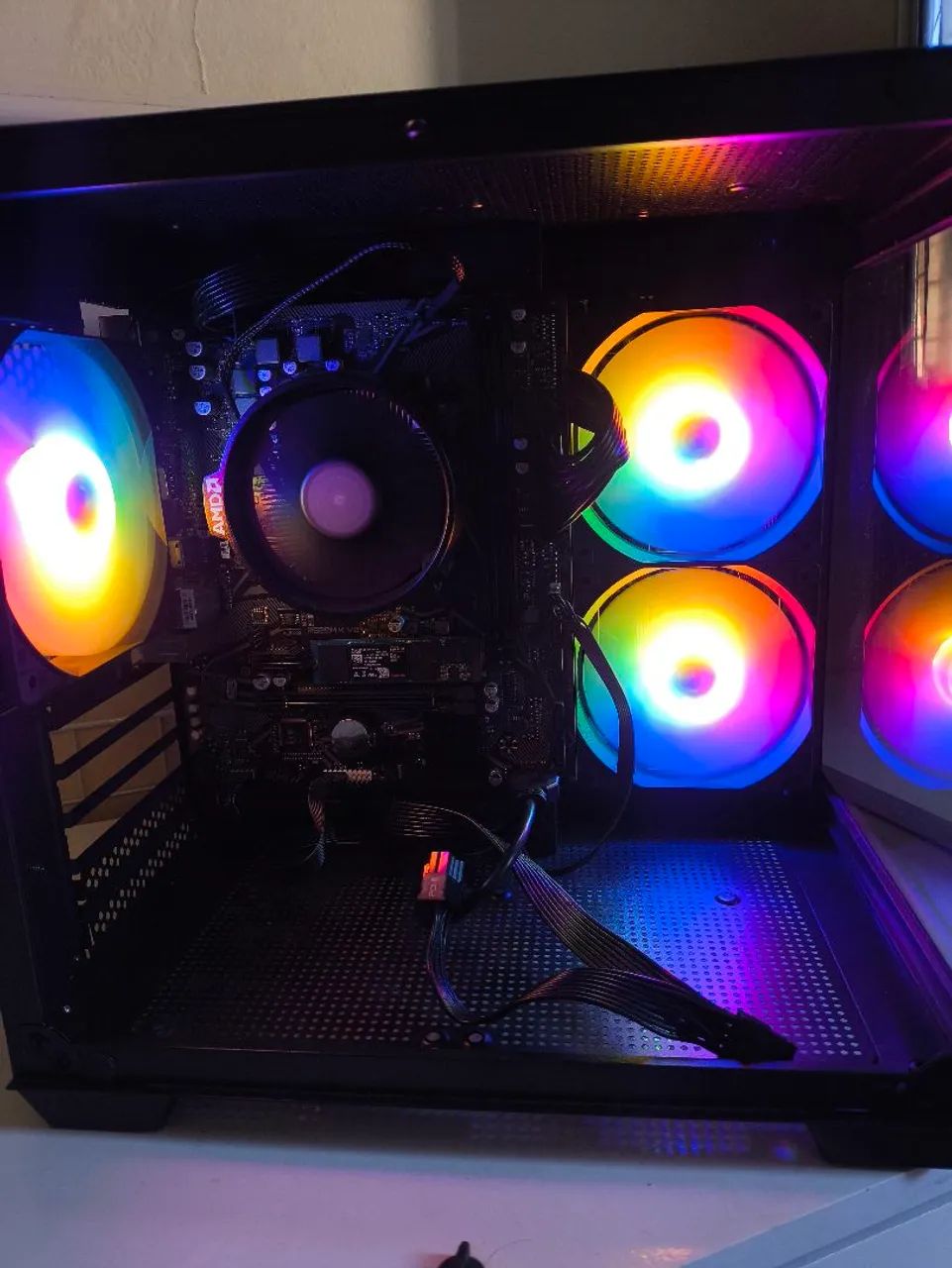 PC Base Gamer Ryzen 5 5600G - Excelente Estado