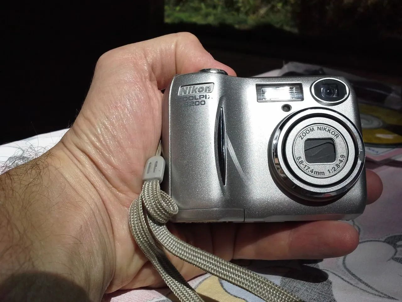 Camera Digital Nikon Coolpix 3200 - Câmeras e Filmadoras