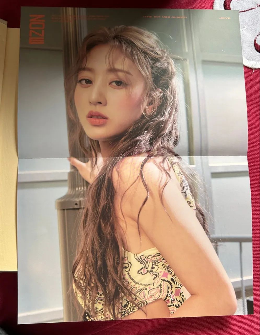 Twice Jihyo: Zone The First mini álbum  - Foto 2