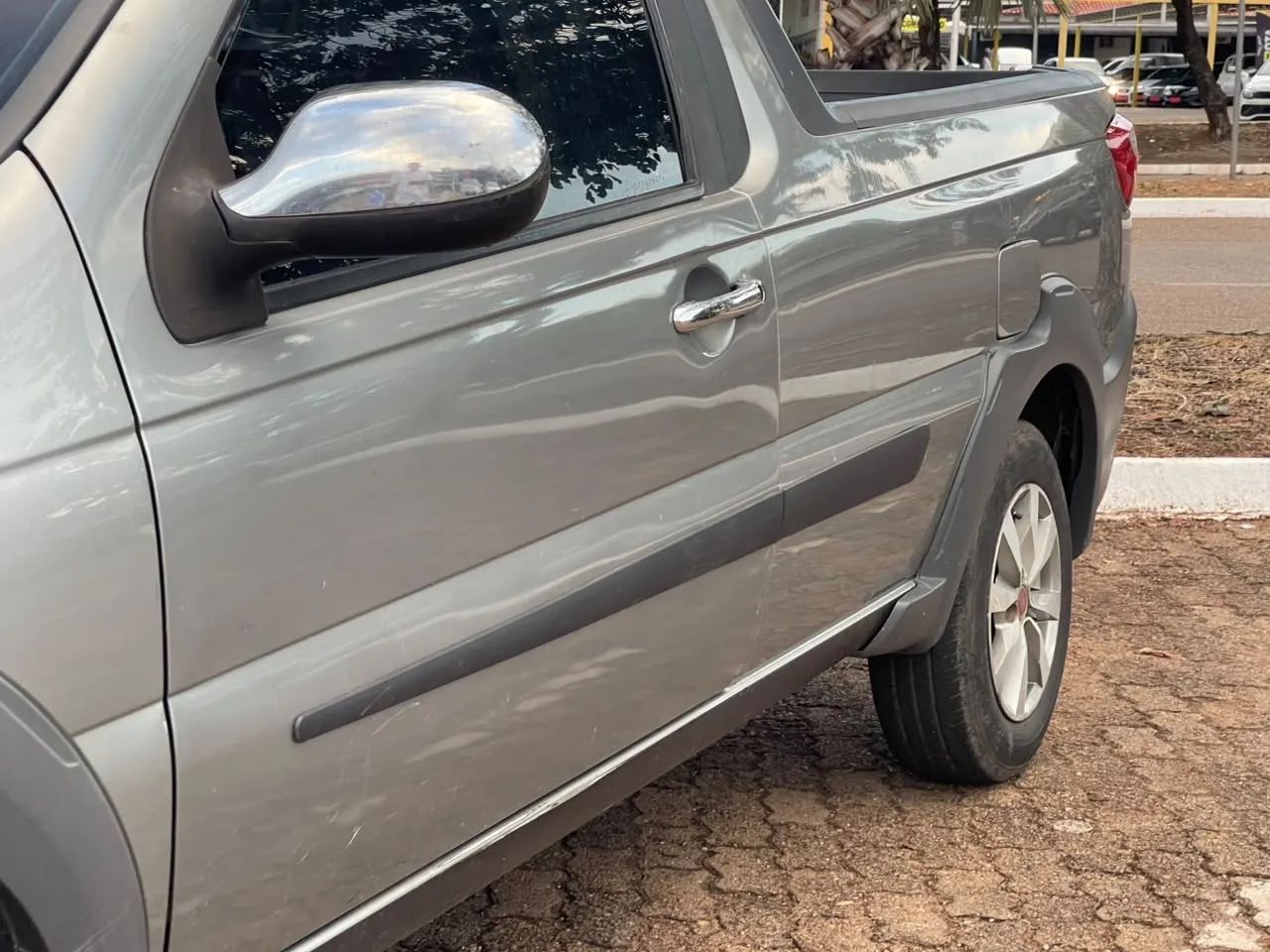 Fiat Strada Working 1.4 MPI Fire Flex 8V CS 2014 - Foto 3