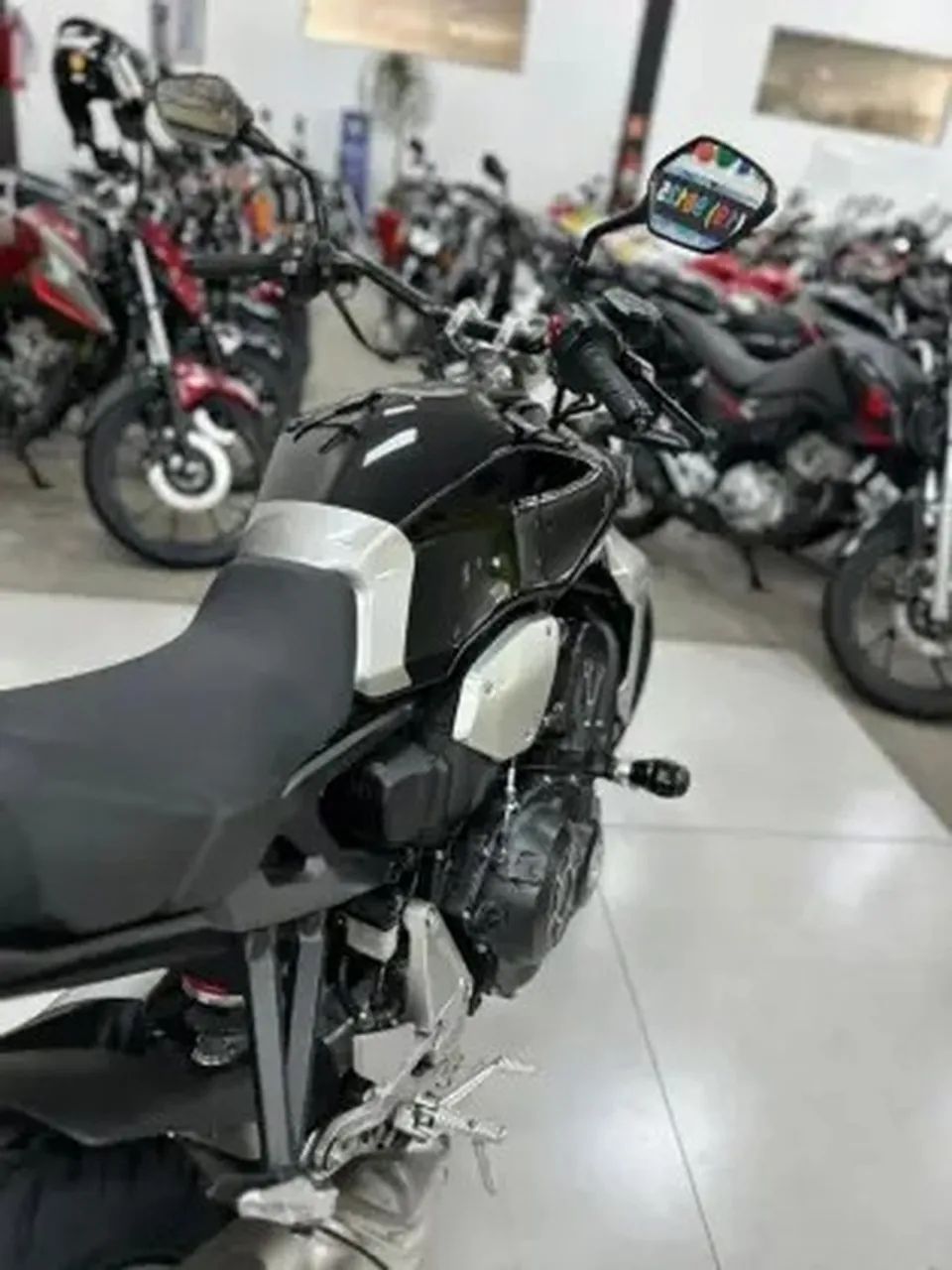 HONDA CB 1000R ABS - Foto 5