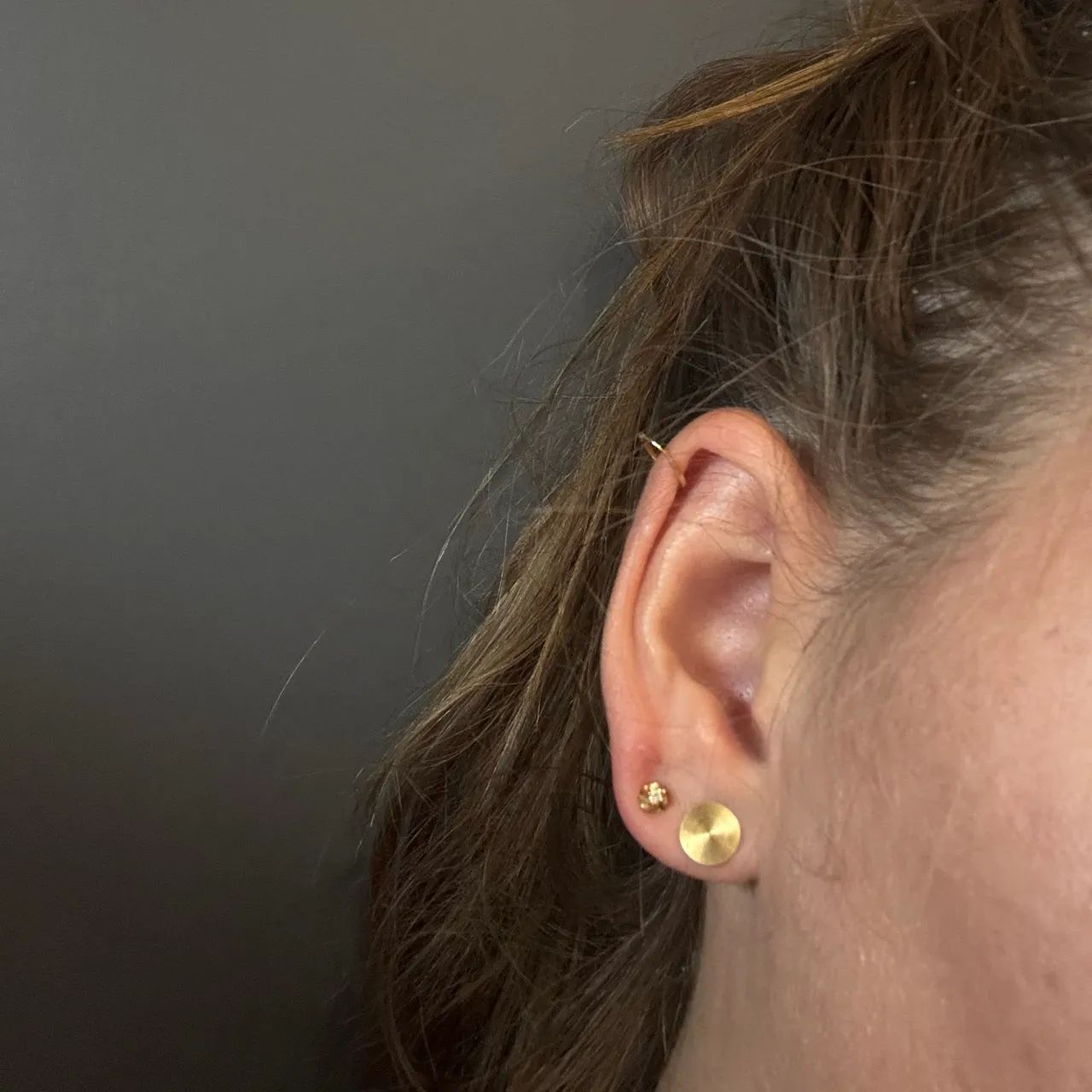 Brinco Disco Ouro 18k  - Foto 2