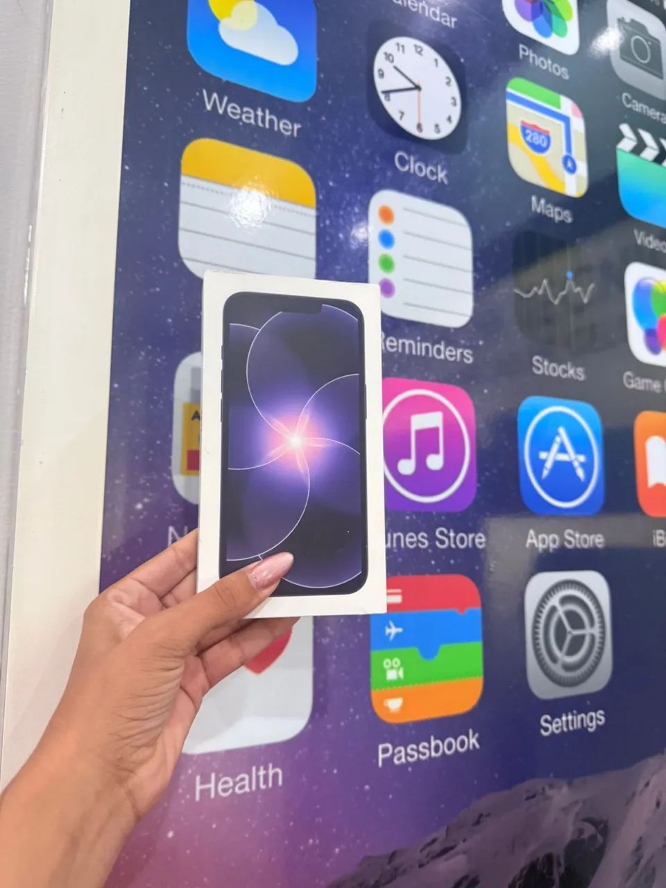iPhone 17E 256GB- lacrado 