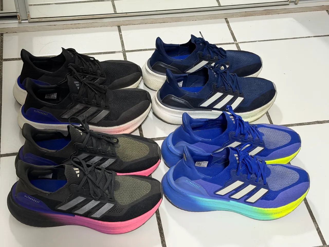 Tênis adidas 