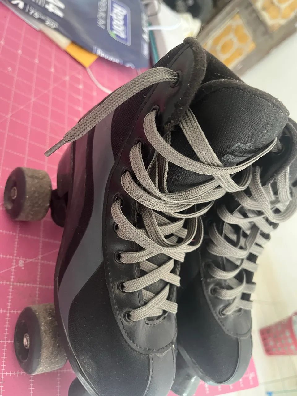 Patins Preto - Em ótimo estado 