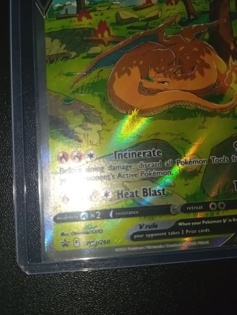 Carta Pokémon Charizard V 2022 INGLÊS Original em Perfeito Estado NM - Foto 4