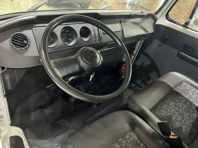 Volkswagen Kombi Standard/ Luxo/ Série Prata, foto 5 de 16