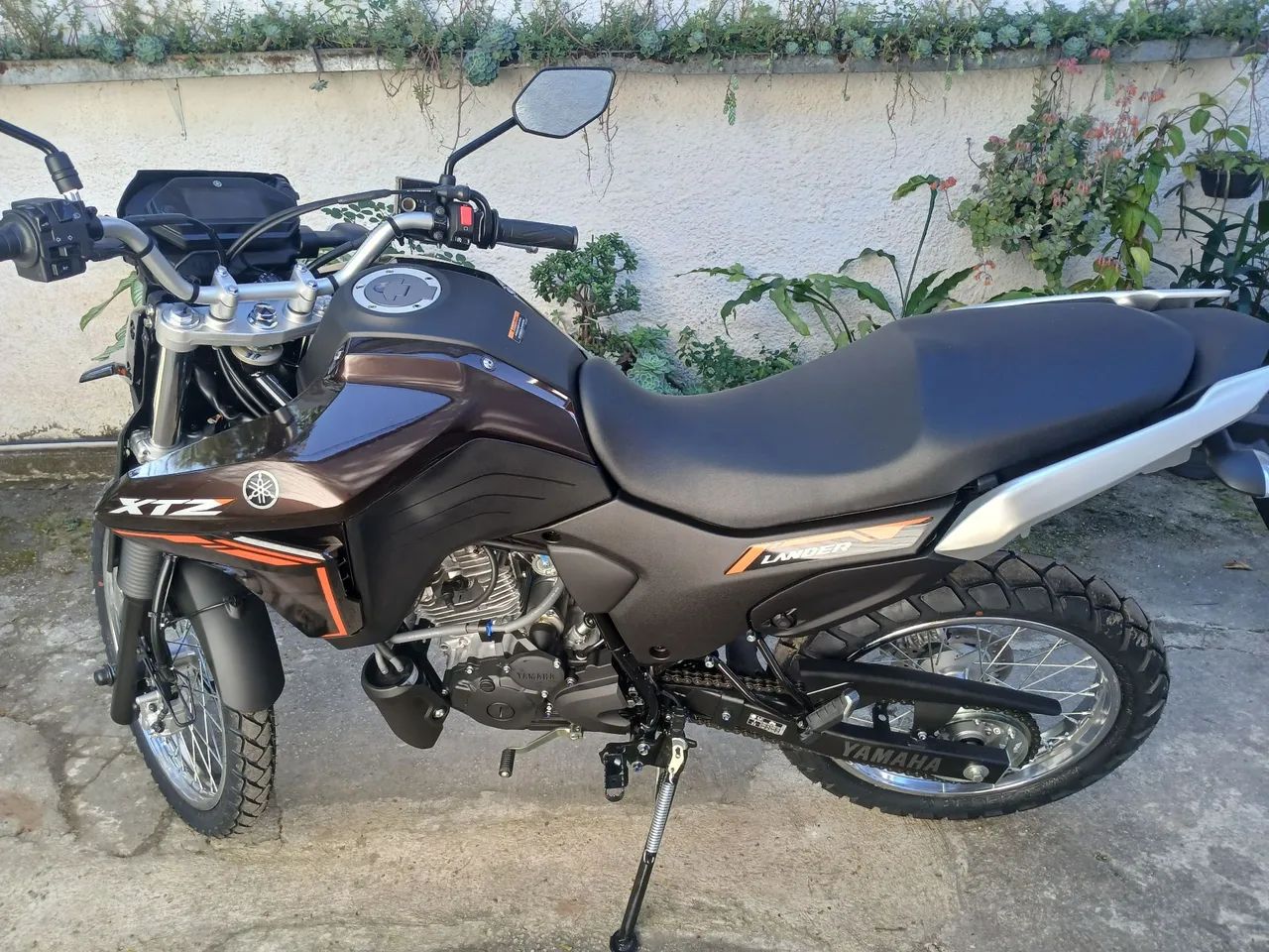 Vendo lander  zerada  - Foto 4