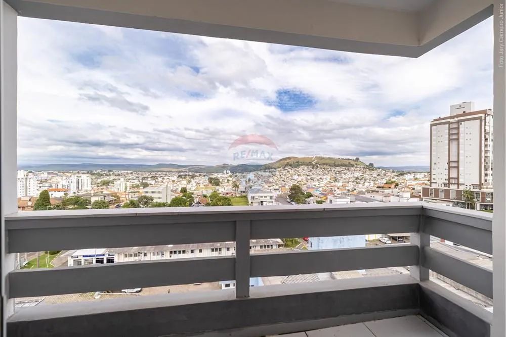 Apartamento à Venda no Bairro Centro - Foto 4