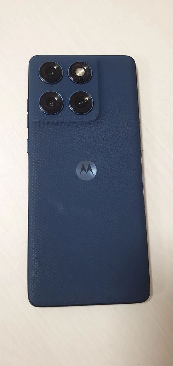 CELULAR MOTOROLA EDGE 60  - Foto 3