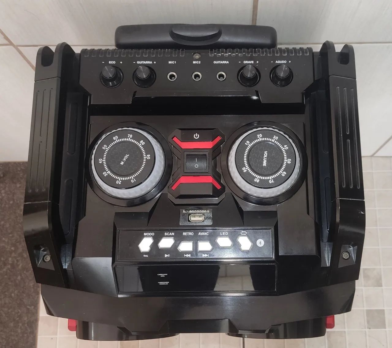 Vende-se Caixa Lenoxx 500W  - Foto 2