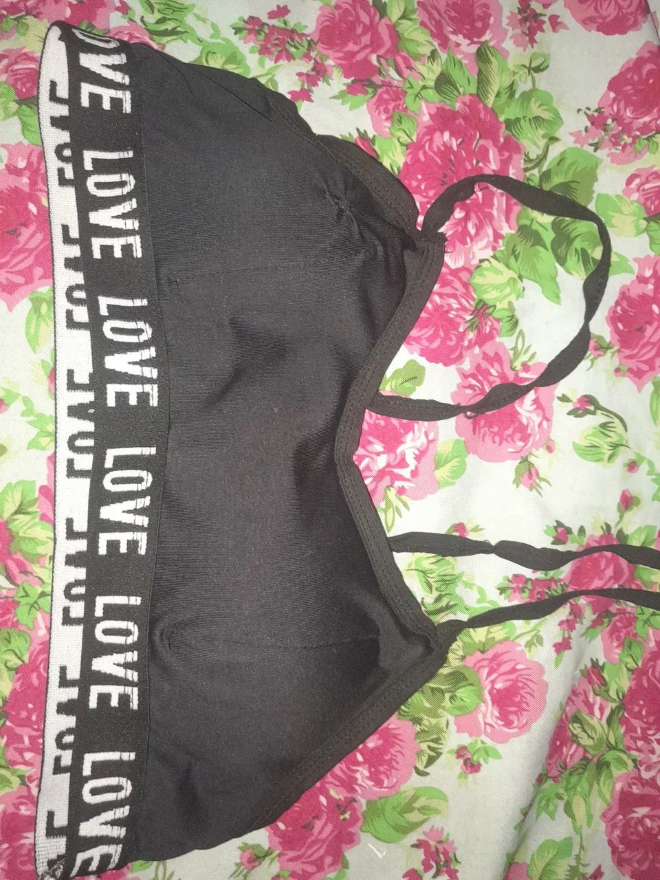 Estou desapegando várias roupas