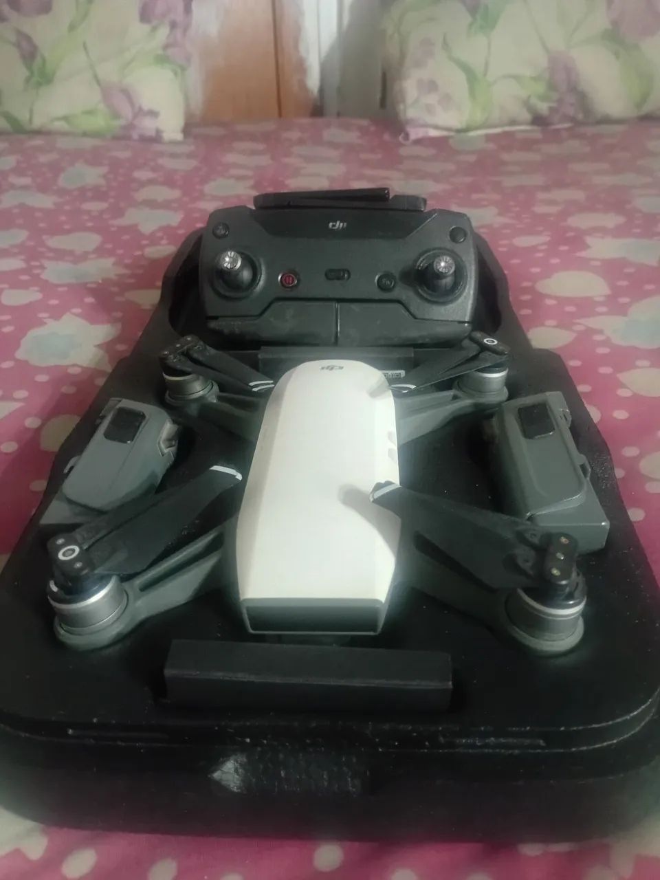 Drone dji espark bem conservada funcionando perfeitamente 