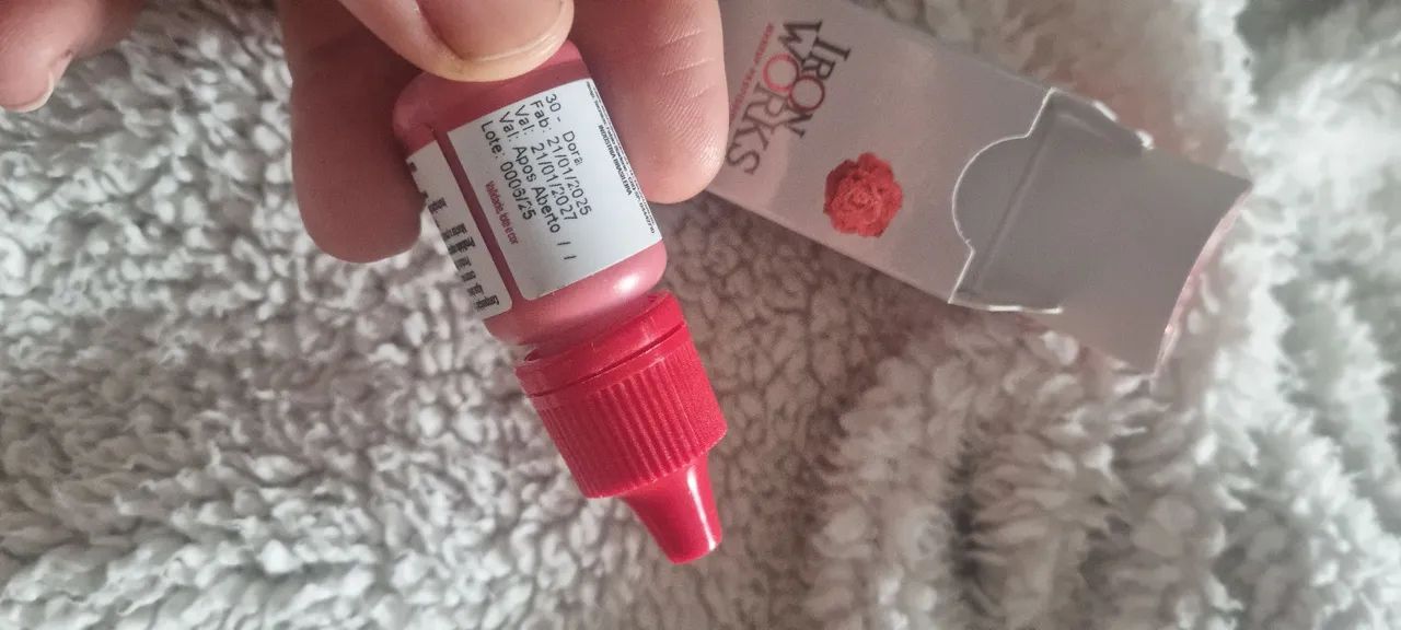 Pigmento Iron Works para micro Labial - Foto 3