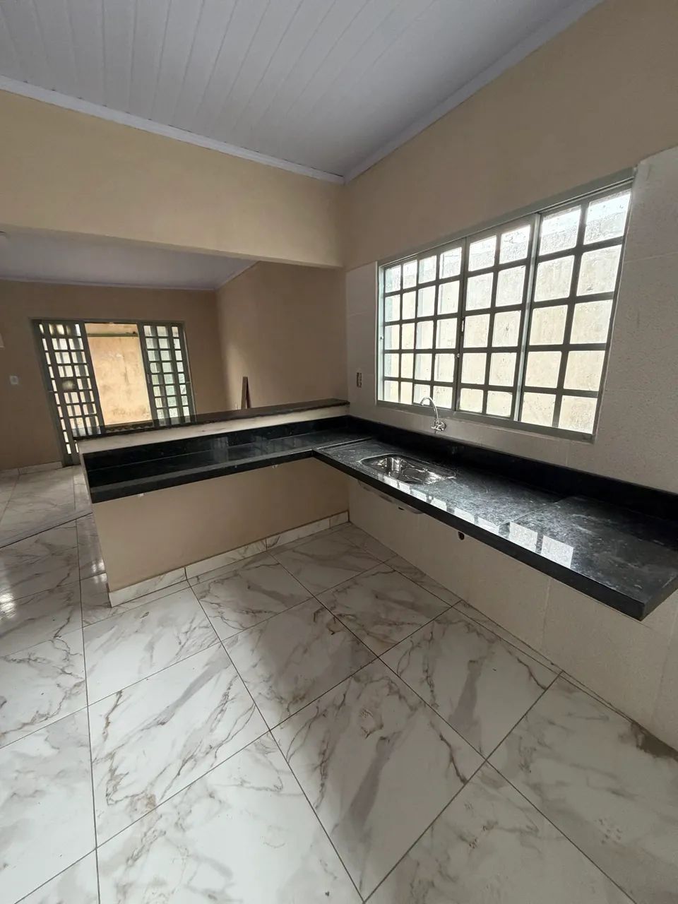 Casa com 3 quartos em Água Quente DF - Foto 2