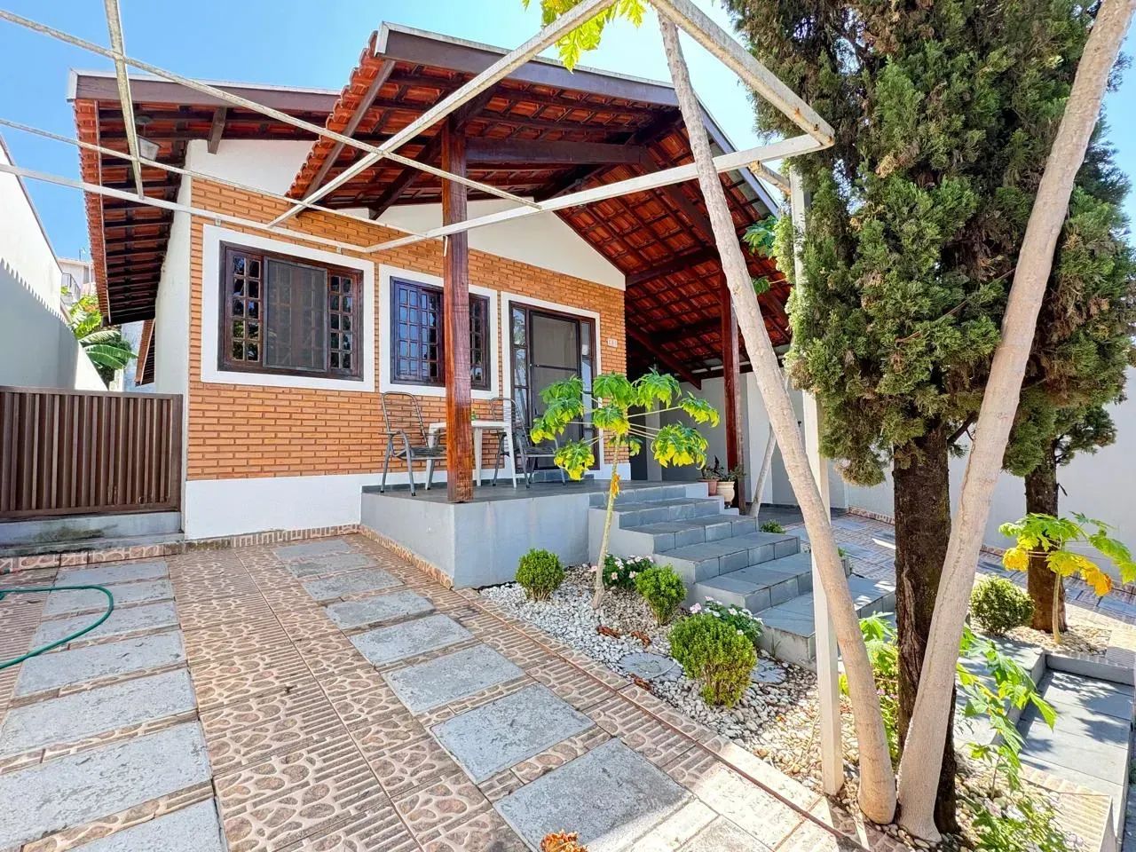 Casa 3 dormitórios  - Águas de São Pedro - SP - Foto 2