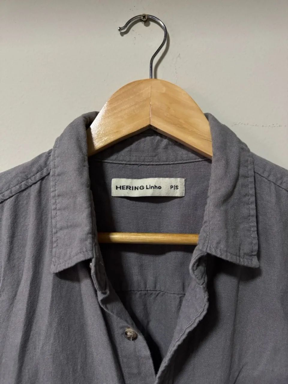 Camisa de linho Hering Cinza - Tamanho P - Foto 4