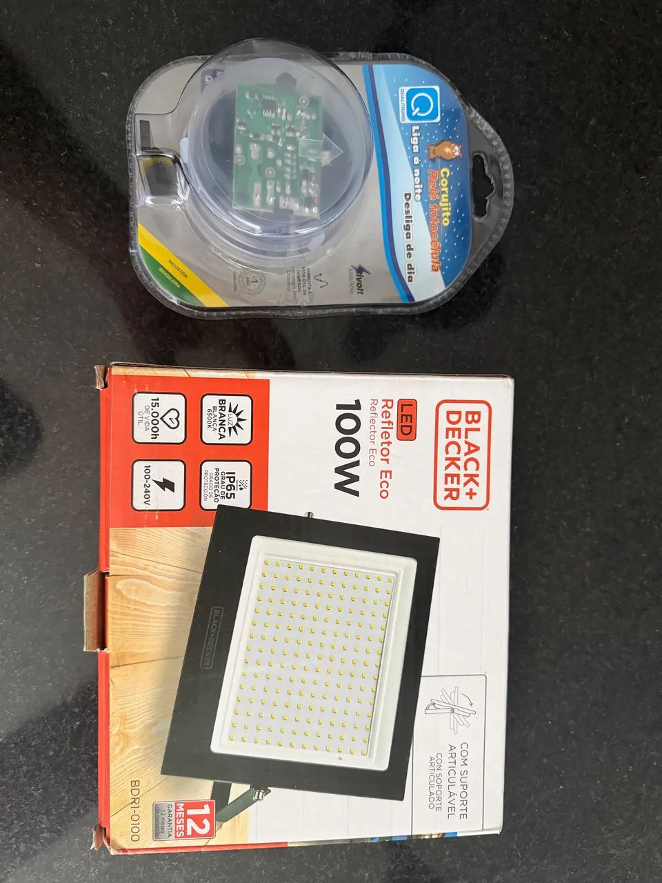 Refletor Black & Decker com sensor de luz - Foto 2