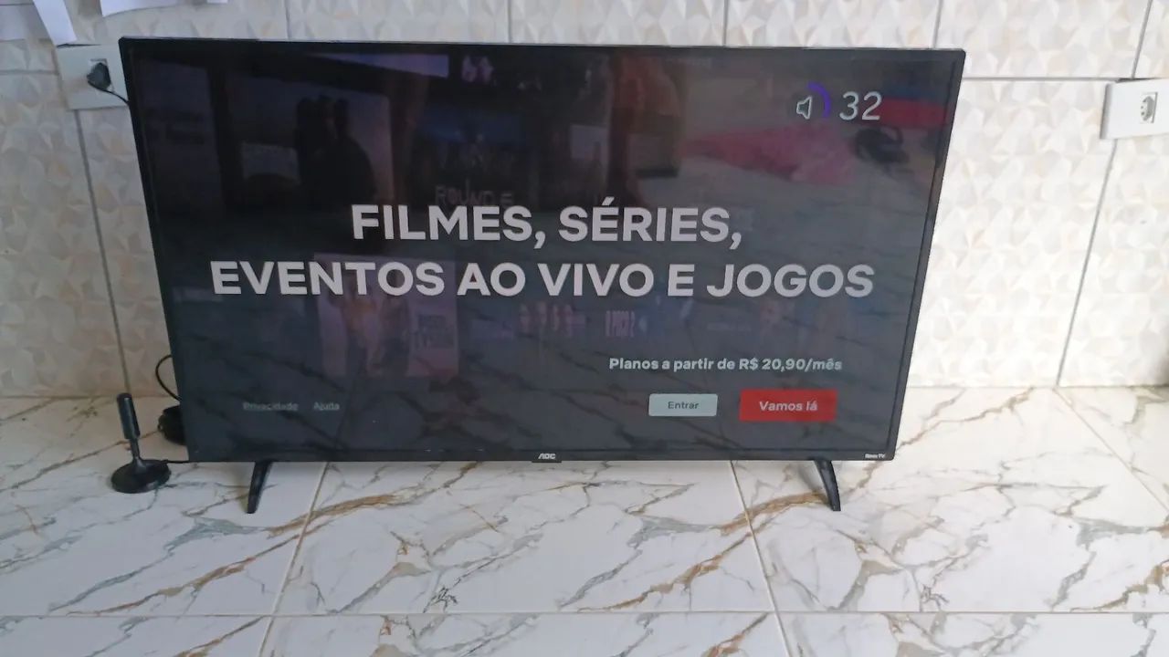 Tv aoc 43 polegadas smart completa roku tv  - Foto 2