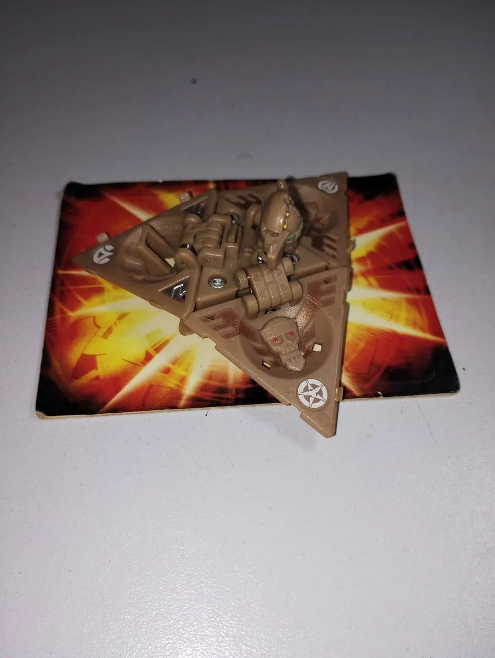 Bakugan Subterra Triad El Condor - Foto 2