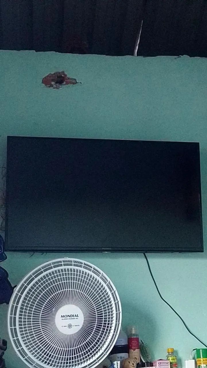 Vendo essa televisão de 40 polegadas