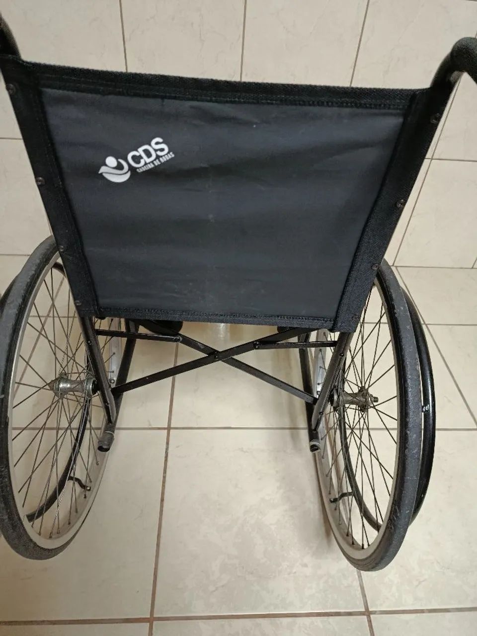 Cadeira de rodas CDS - Foto 2